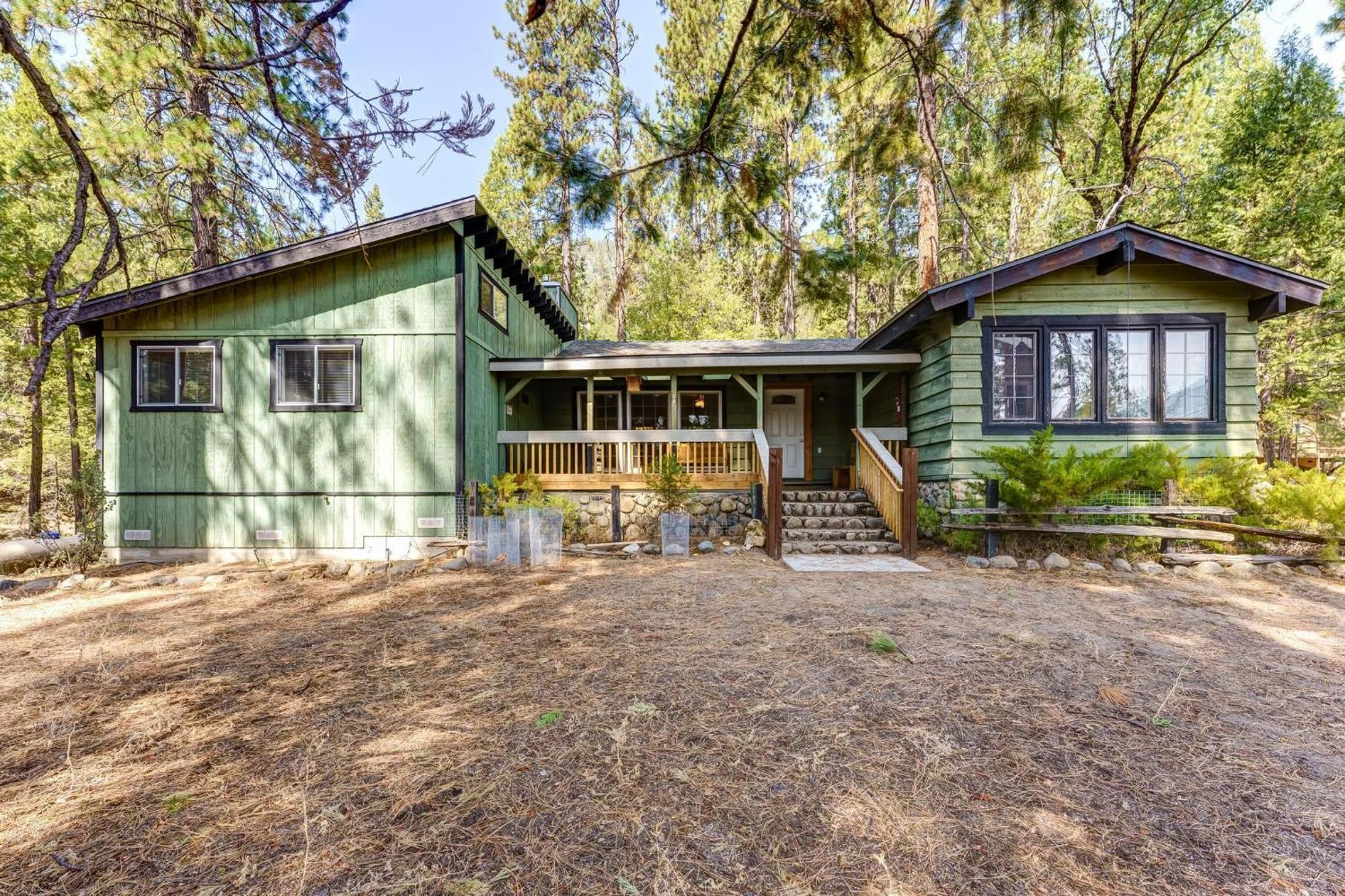 Cedar Nest * Wawona